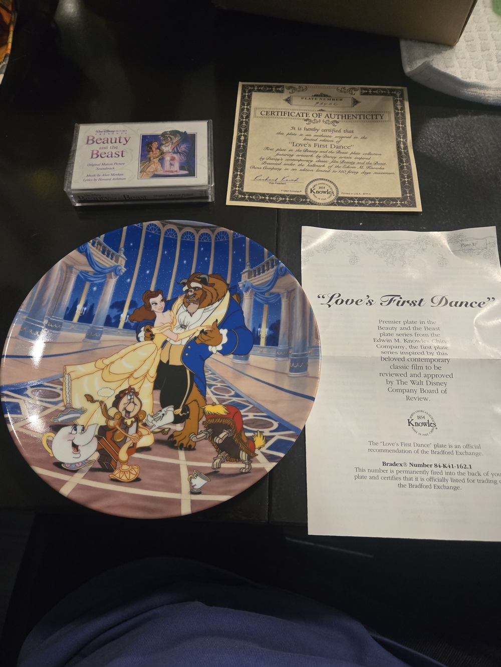 Beauty & The Beast Knowles Plate Love's First Dance + SEALED Cassette Soundtrack
